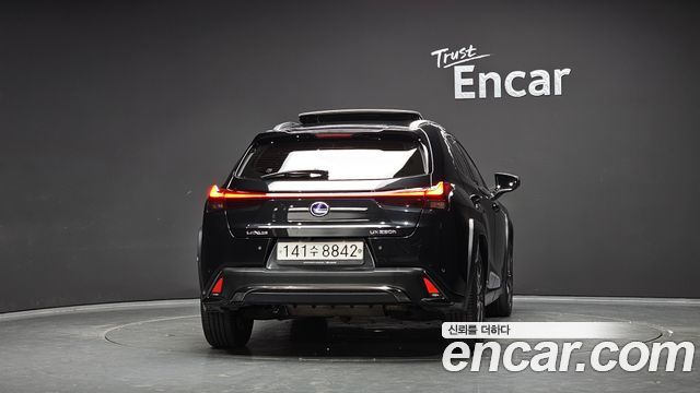 Lexus UX из Кореи Encar
