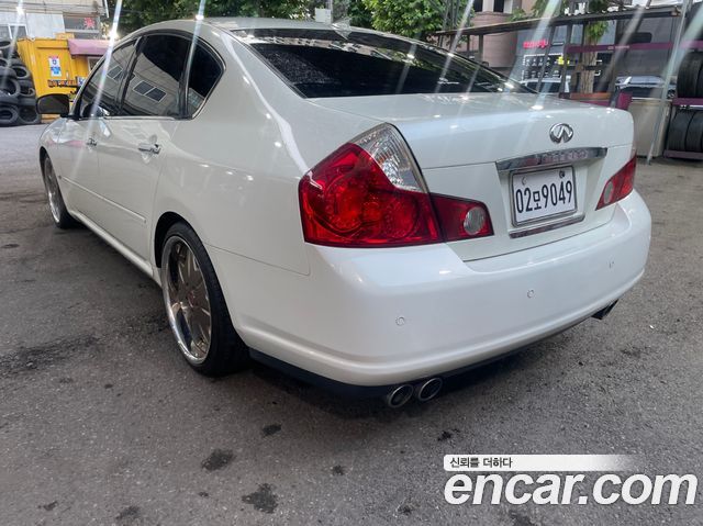 Infiniti M из Кореи Encar
