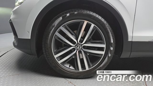 Volkswagen Tiguan из Кореи Encar