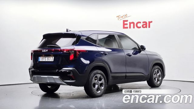 Kia Seltos из Кореи Encar