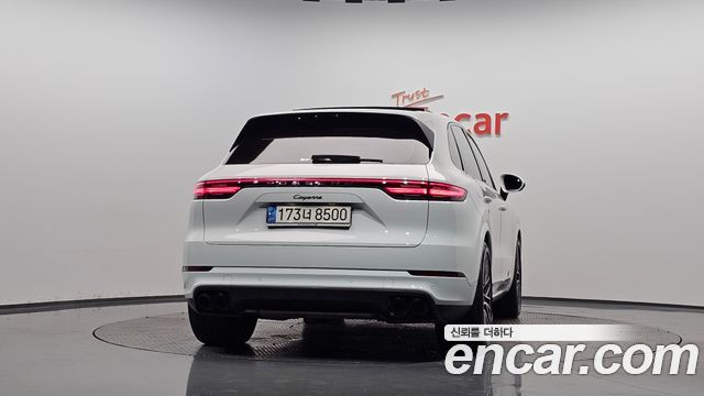 Porsche Cayenne 3.0 — пробег 48 972 км — фото 4 из 5