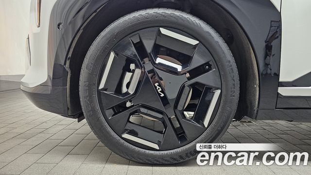 Kia EV3 из Кореи Encar