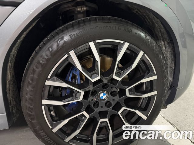 BMW X6 xDrive40i M Sport — пробег 3 800 км — фото 5 из 5