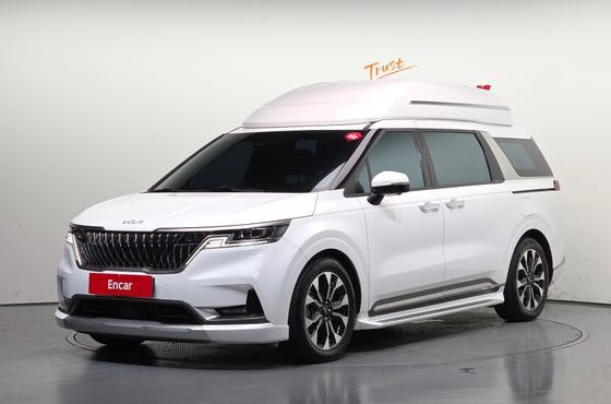 Kia Carnival Diesel 9-Seater Hi-Limousine Signature — пробег 123 388 км — фото 1 из 5