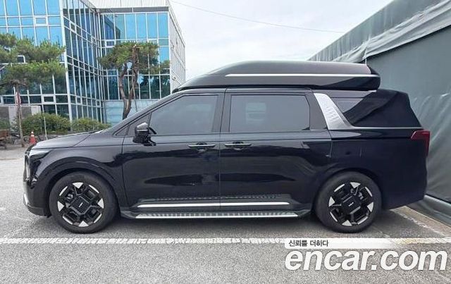 Kia Carnival Gasoline 4-Seater Hi Limousine Signature — пробег 21 415 км — фото 4 из 5