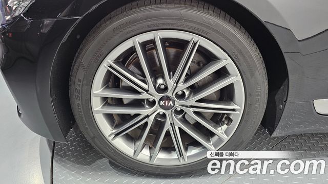 Kia K9 из Кореи Encar