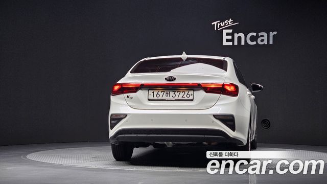 Kia K3 из Кореи Encar
