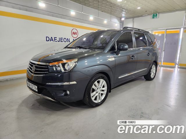 Ssangyong KORANDO 4WD TX 9-seater — пробег 141 543 км — фото 2 из 5