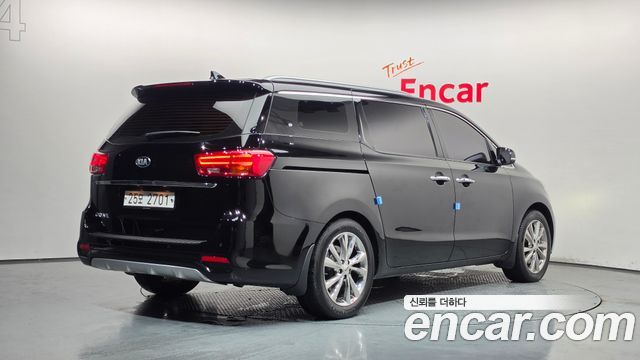 Kia Carnival из Кореи Encar