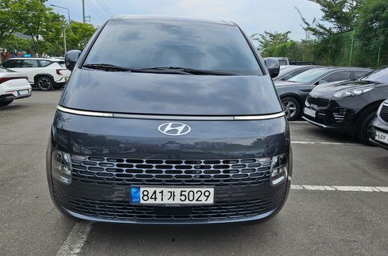 Hyundai Staria Cargo 5-Seater Modern — пробег 102 352 км — фото 1 из 5
