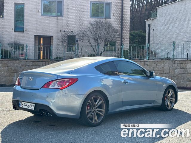 Hyundai Genesis 200 Turbo R — пробег 179 000 км — фото 2 из 5