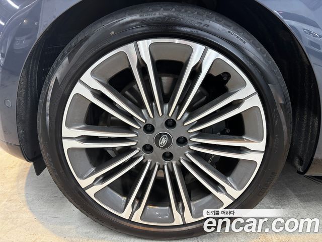 Land Rover Range Rover P530 Autobiography Long Wheel Base — пробег 66 000 км — фото 5 из 5