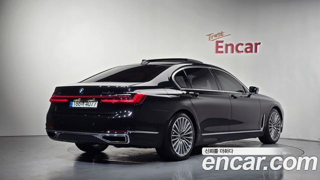 BMW 7-Series 740Li xDrive Design Pure Excellence — пробег 172 157 км — фото 2 из 5