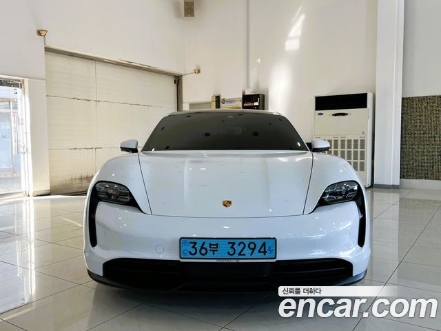 Porsche Taycan из Кореи Encar