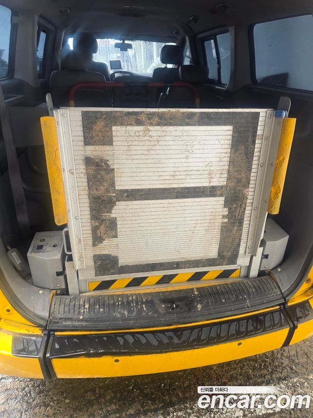 Hyundai Starex Wheelchair lift/Slope — пробег 280 000 км — фото 5 из 5