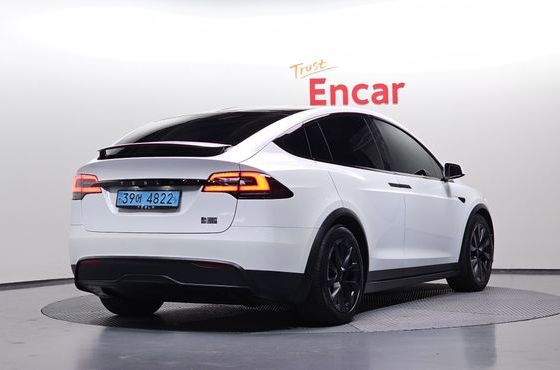 Tesla Model X Plaid — пробег 26 600 км — фото 2 из 5