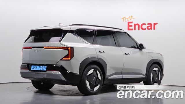 Kia EV5 из Кореи Encar
