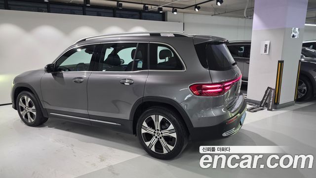 Mercedes-Benz EQB из Кореи Encar