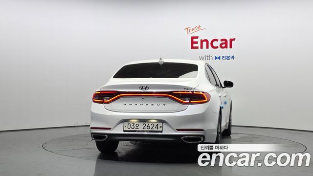 Hyundai Grandeur Premium — пробег 77 945 км — фото 4 из 5