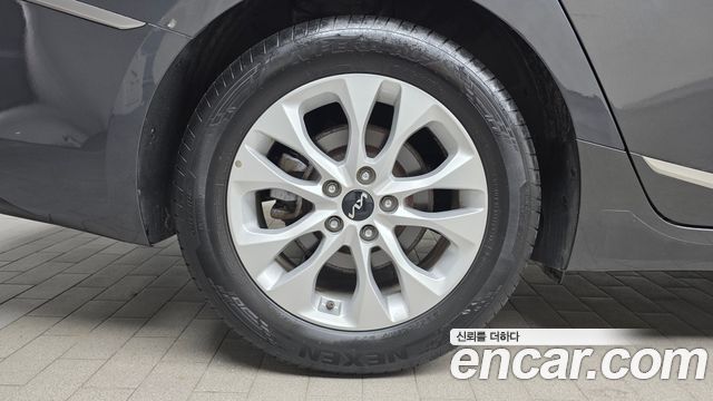 Kia K8 из Кореи Encar