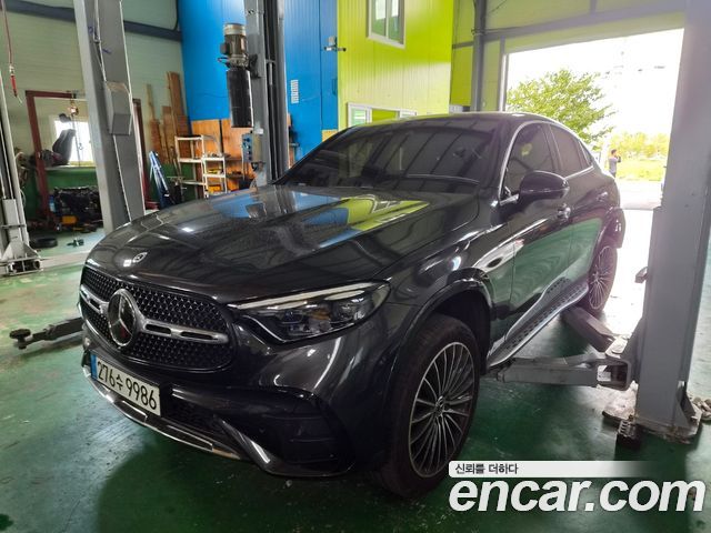 Mercedes-Benz GLC-Class GLC300 4MATIC Coupe — пробег 12 900 км — фото 2 из 5
