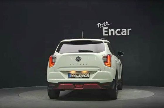 Ssangyong TIBOLI Gasoline 1.5 2WD R-PLUS White — пробег 32 000 км — фото 4 из 5