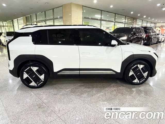 Kia EV3 из Кореи Encar