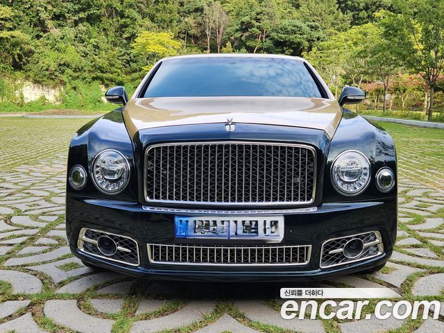 Bentley Mulsanne 6.8 — пробег 68 471 км — фото 2 из 5