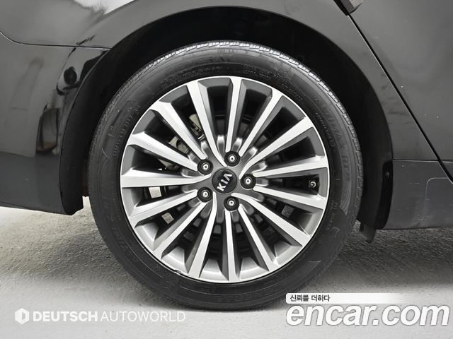 Kia K7 из Кореи Encar