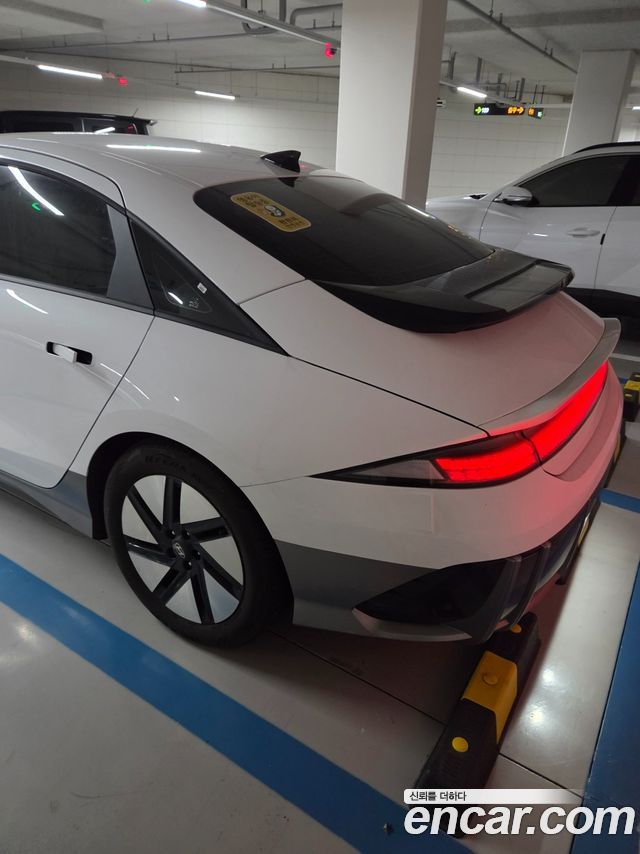 Hyundai Ioniq6 Long Range Exclusive — пробег 20 000 км — фото 4 из 5