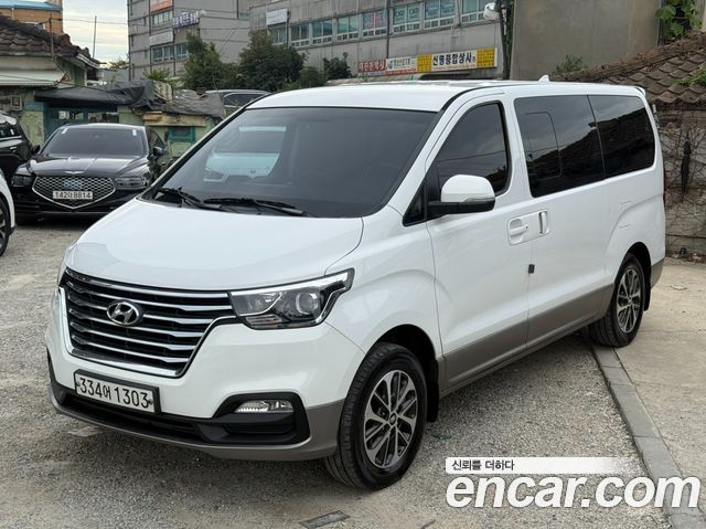 Hyundai Starex 4WD Urban 9-Seater Exclusive — пробег 169 992 км — фото 2 из 5