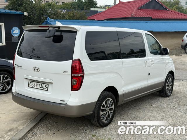 Hyundai Starex 4WD Urban 9-Seater Exclusive — пробег 169 992 км — фото 4 из 5