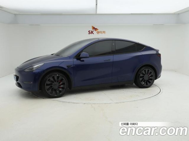 Tesla Model Y Performance AWD — пробег 23 363 км — фото 1 из 5
