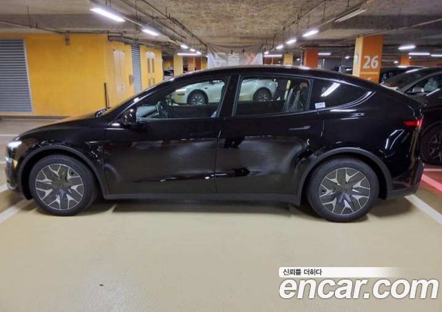 Tesla Model Y L Long Range AWD — пробег 1 км — фото 5 из 5