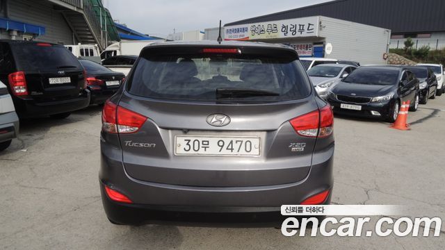 Hyundai Tucson Diesel 2WD X20 Luxury — пробег 212 535 км — фото 5 из 5