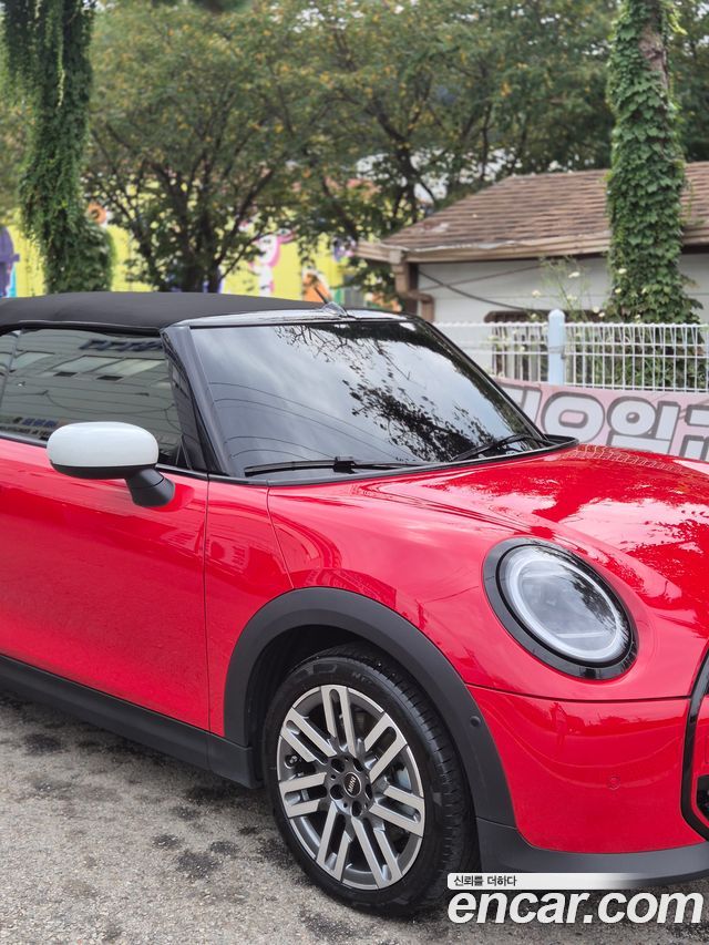 Mini Cooper Convertible Classic — пробег 7 500 км — фото 1 из 5