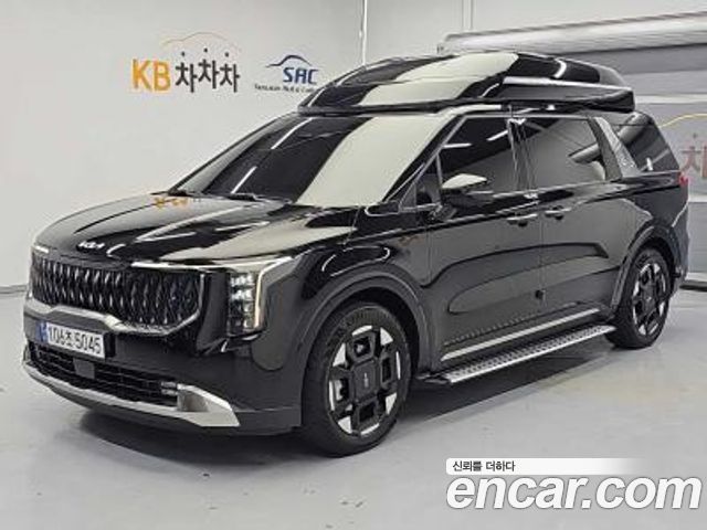 Kia Carnival HEV 9-Seater Hi-Limousine Signature — пробег 36 500 км — фото 1 из 5