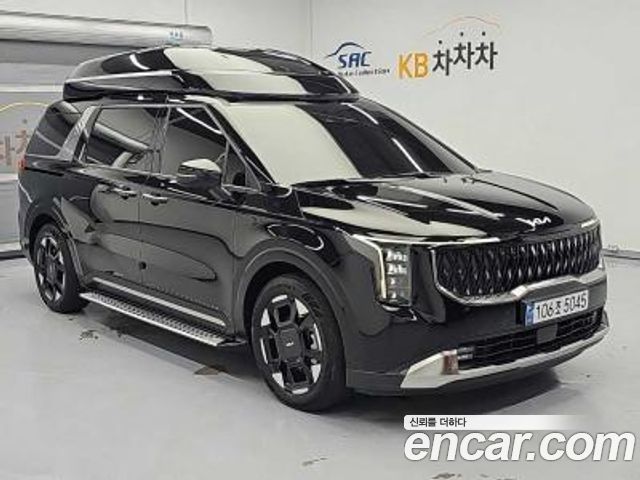 Kia Carnival HEV 9-Seater Hi-Limousine Signature — пробег 36 500 км — фото 4 из 5
