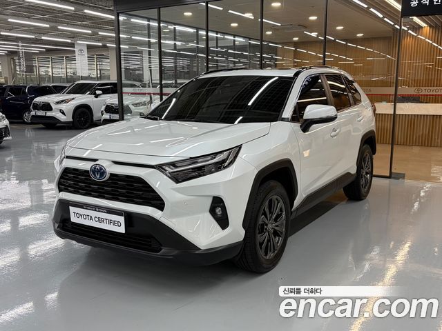Toyota RAV4 2.5 2WD Hybrid XLE — пробег 42 978 км — фото 1 из 5