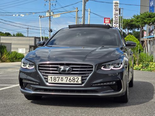 Hyundai Grandeur 3.3 Celebrity — пробег 171 000 км — фото 1 из 5