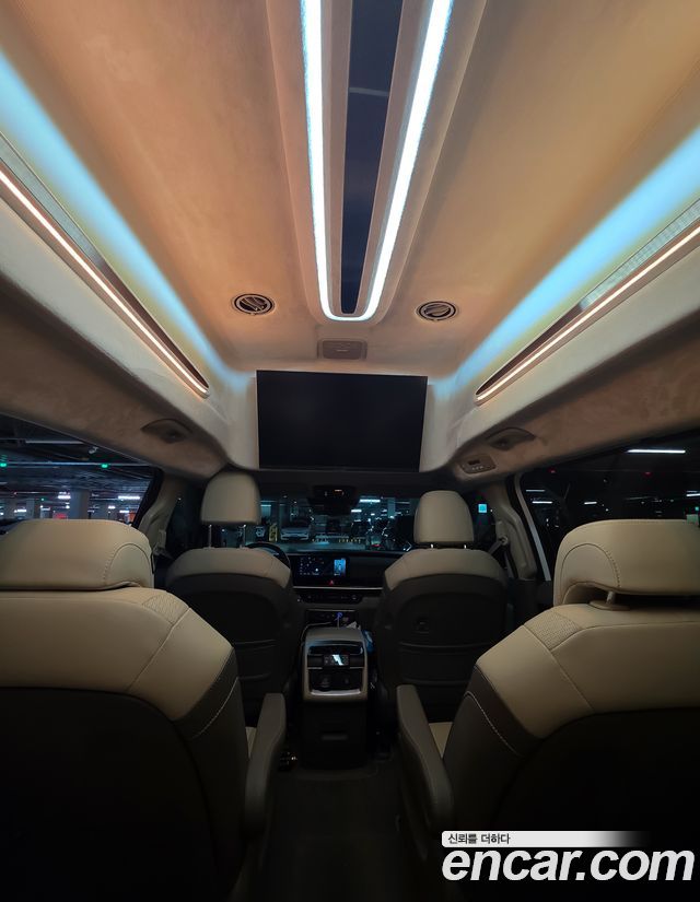 Kia Carnival Gasoline 9-Seater Hi Limousine (7-seater Limousine(Special vehicle) — пробег 22 000 км — фото 4 из 5