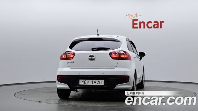 Kia pride из Кореи Encar