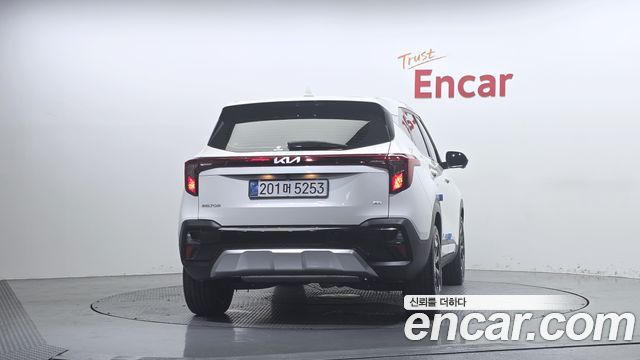 Kia Seltos из Кореи Encar