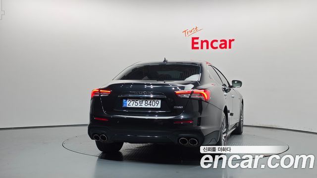 Maserati Ghibli из Кореи Encar