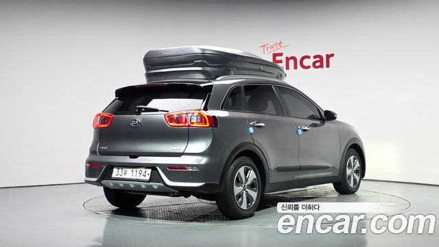 Kia Niro Noblesse — пробег 147 436 км — фото 2 из 5