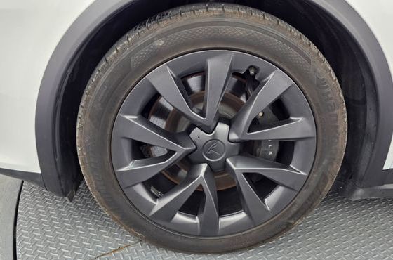 Tesla Model X AWD — пробег 75 440 км — фото 5 из 5