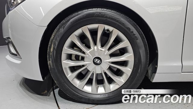 Hyundai Sonata 2.0 Smart Special — пробег 99 717 км — фото 5 из 5