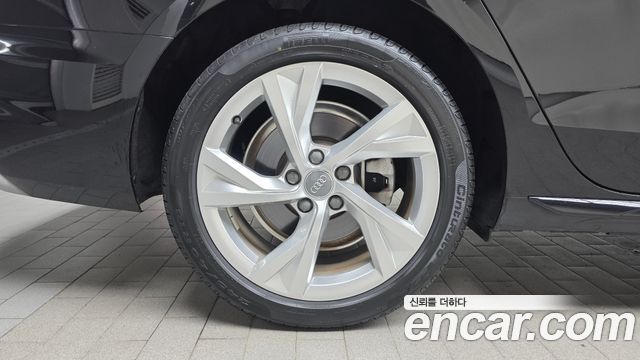 Audi A4 из Кореи Encar