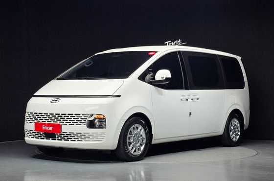 Hyundai Staria Tourer 11-Seater Modern — пробег 30 171 км — фото 1 из 5