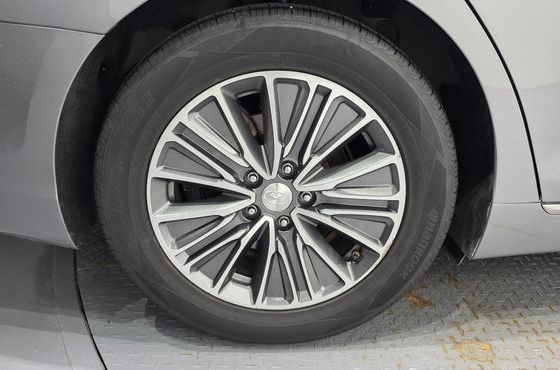 Hyundai Grandeur Premium — пробег 145 364 км — фото 5 из 5